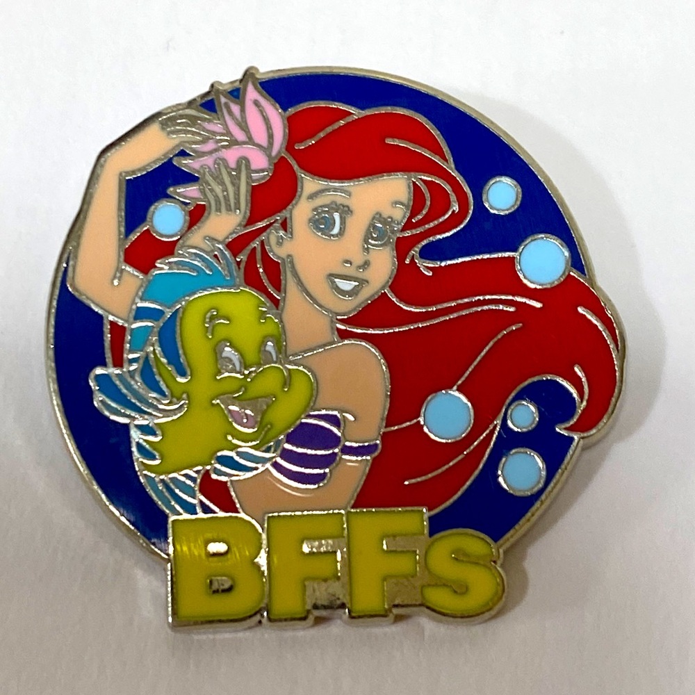 THE LITTLE MERMAID ARIEL DISNEY PIN